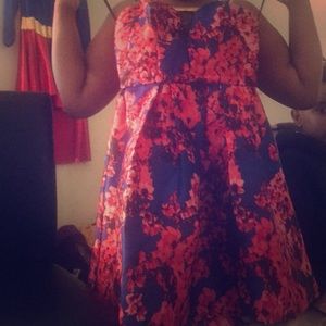 It look smaller in person